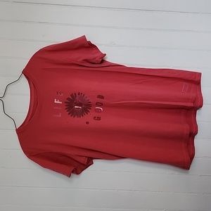 Life is Good t-shirt. 100% cotton. Size L raspberry color
